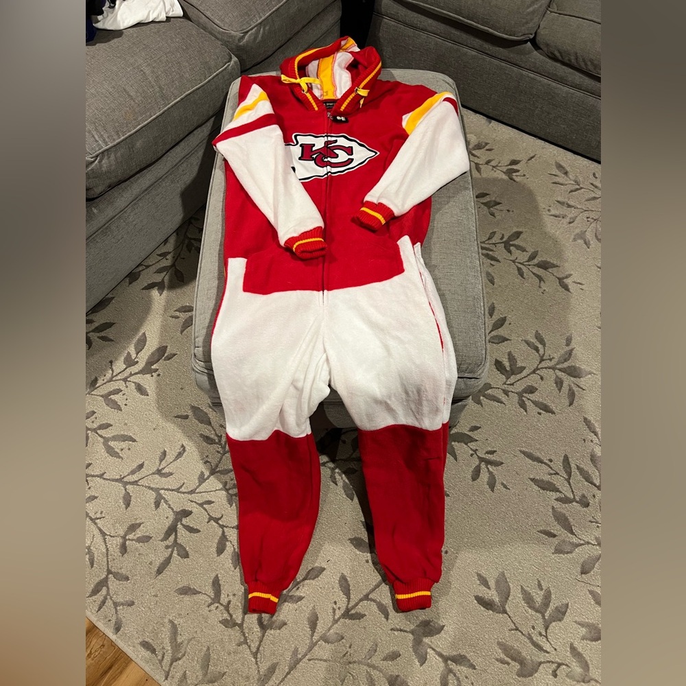 Kansas City Chiefs pajamas or lounge outfit